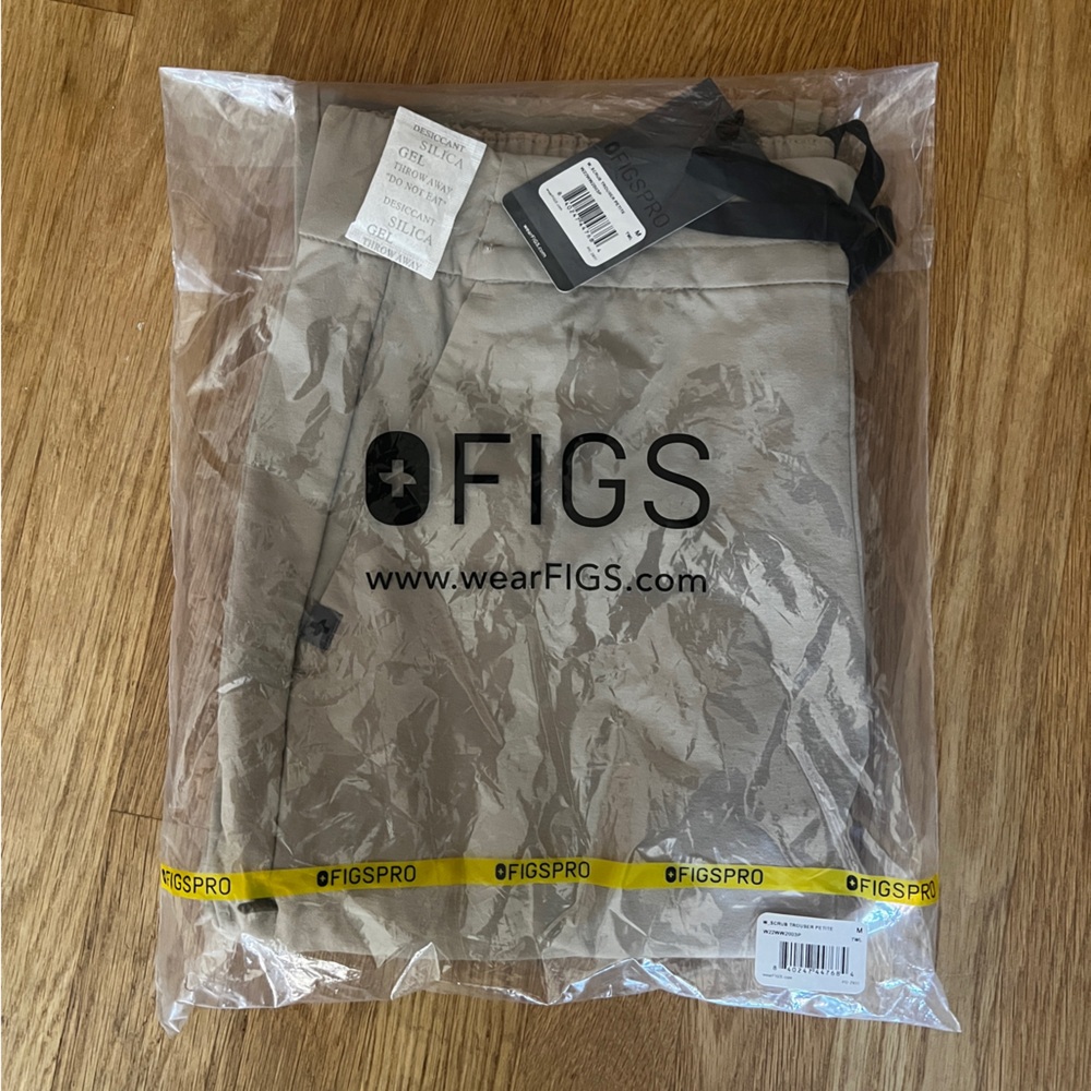FIGS Women’s Trouser Scrub Pants
